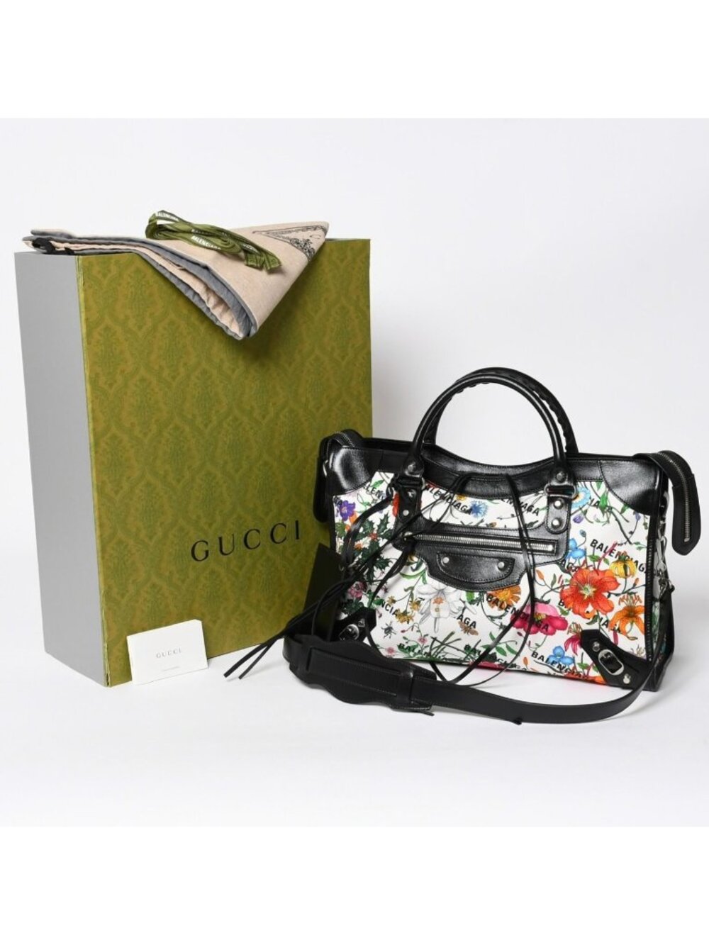 Gucci Neoclassic City the Hacker Project White Multicolor